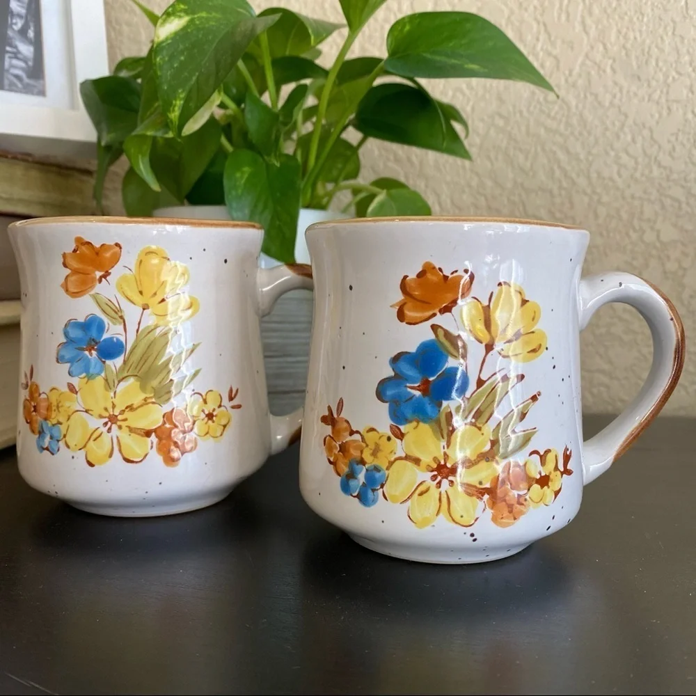 Vintage set of 2 mugs‎ flowers stoneware